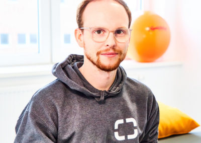 Profilbild vom Physiotherapeuten Malte Klett in der Praxis